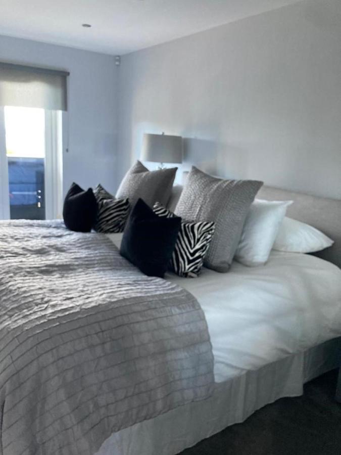 Shorthorn Apartment, 53A Sea Road Bucht Bucht Carlyon Bay Exterior foto